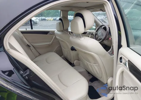 2007 Mercedes-Benz C 280 Luxury 4Matic из США, поврежденный, VIN WDBRF92H07F920830